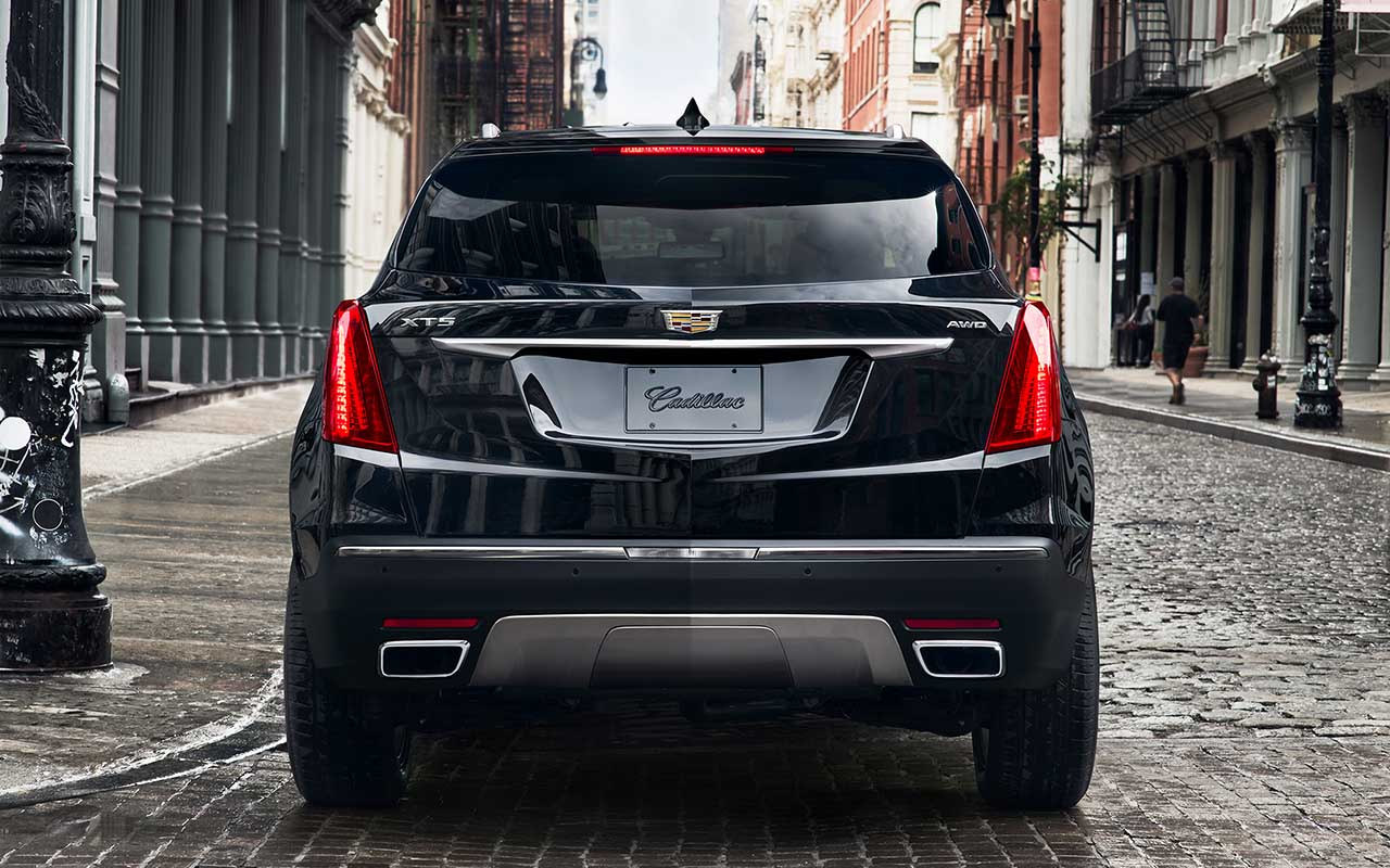 Comparison Cadillac XT5 Luxury 2019 vs GMC Terrain Denali 2019